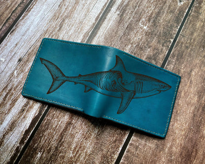 Custom Hunter Leather Bifold Wallet: Engraved Fox Wolf Art
